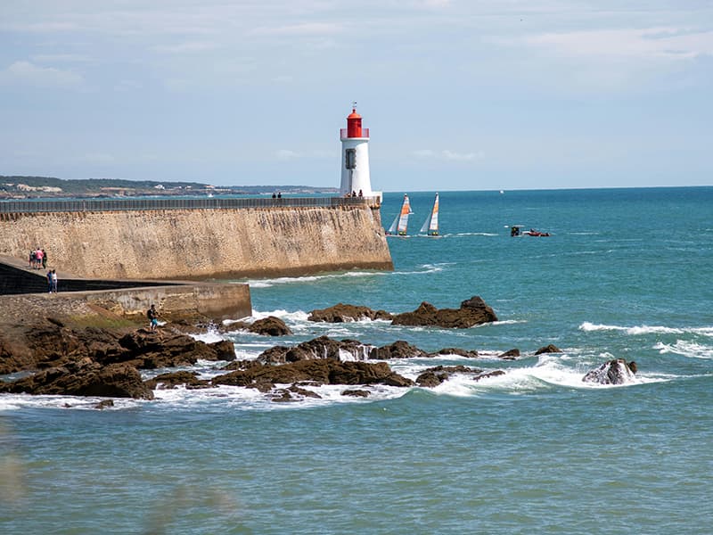 Les Sables d'Olonne surf photographer during a session